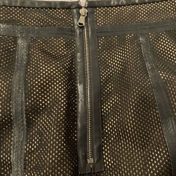 Red Valentino pencil skirt, size 38(S) - Picture 4 of 7